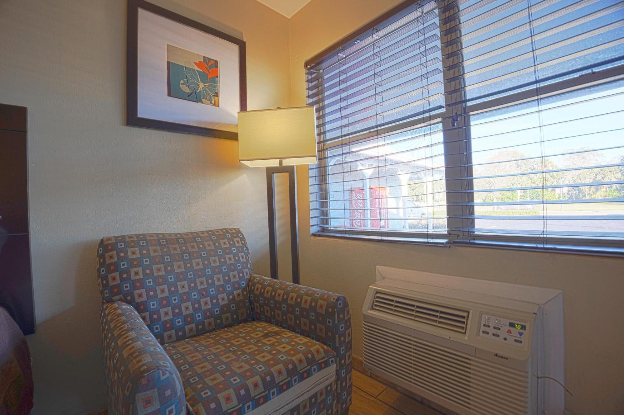 Sunrise Inn By Oyo Titusville Fl Buitenkant foto
