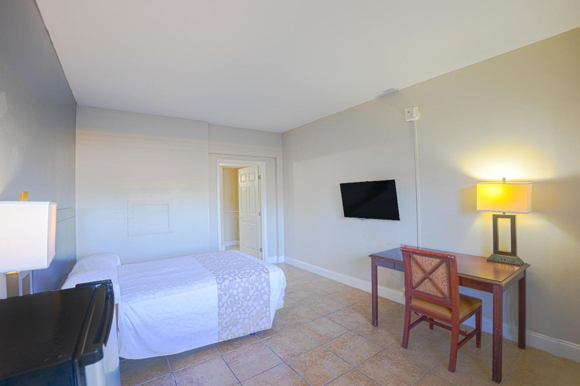 Sunrise Inn By Oyo Titusville Fl Buitenkant foto
